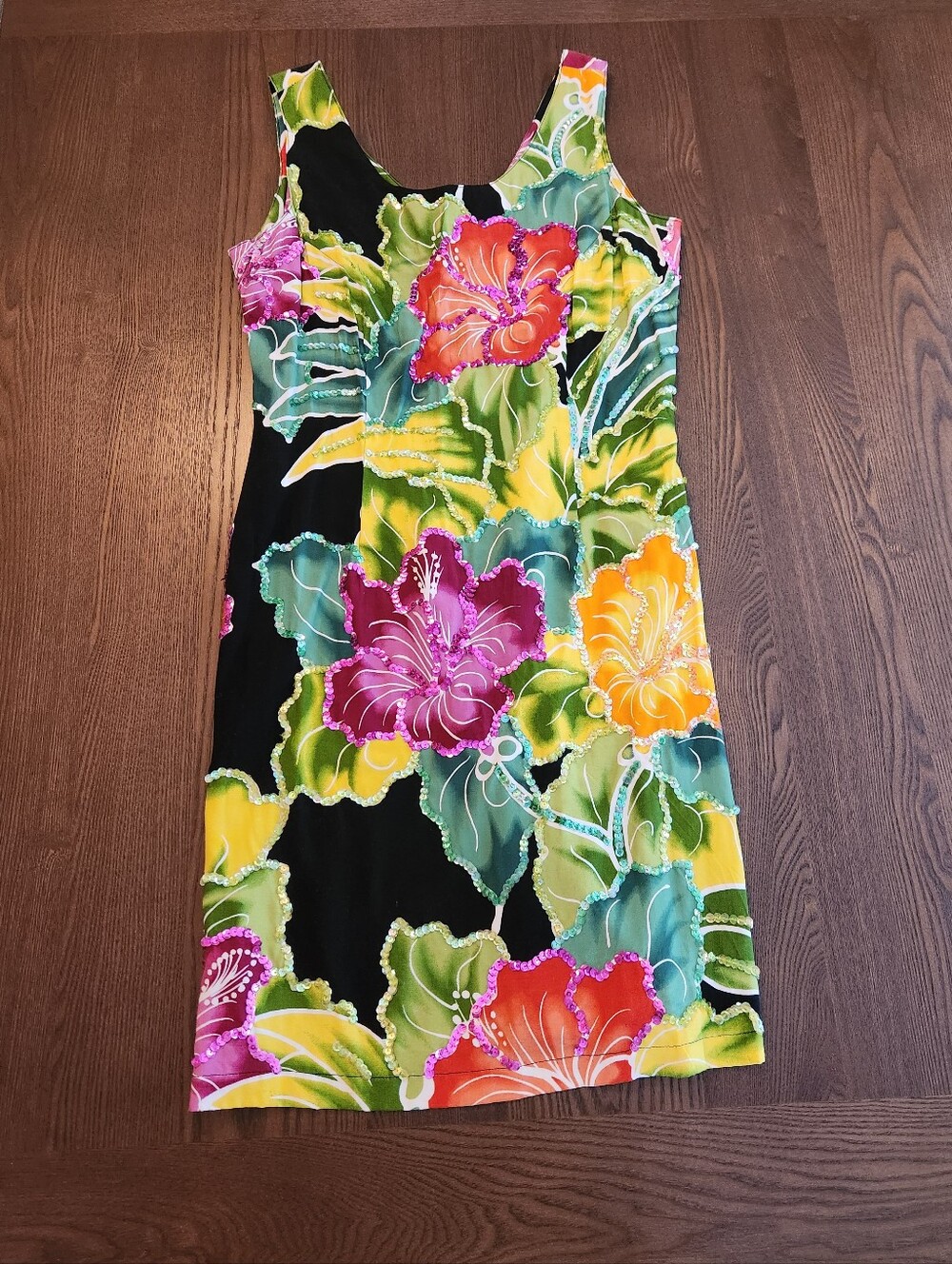 Surya Sequins Hibiscus Dress Size Small